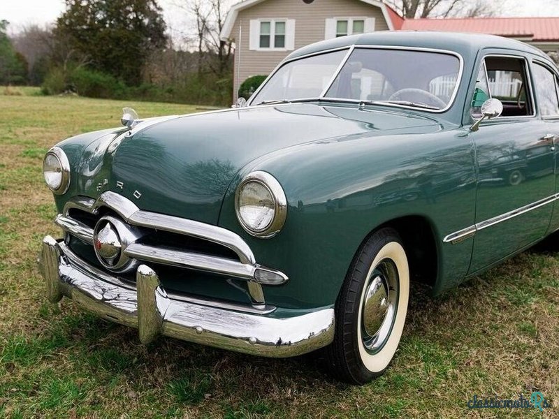 1949' Ford Custom photo #1