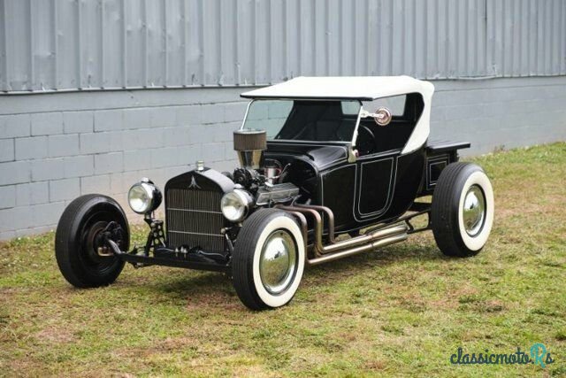1923' Ford photo #5