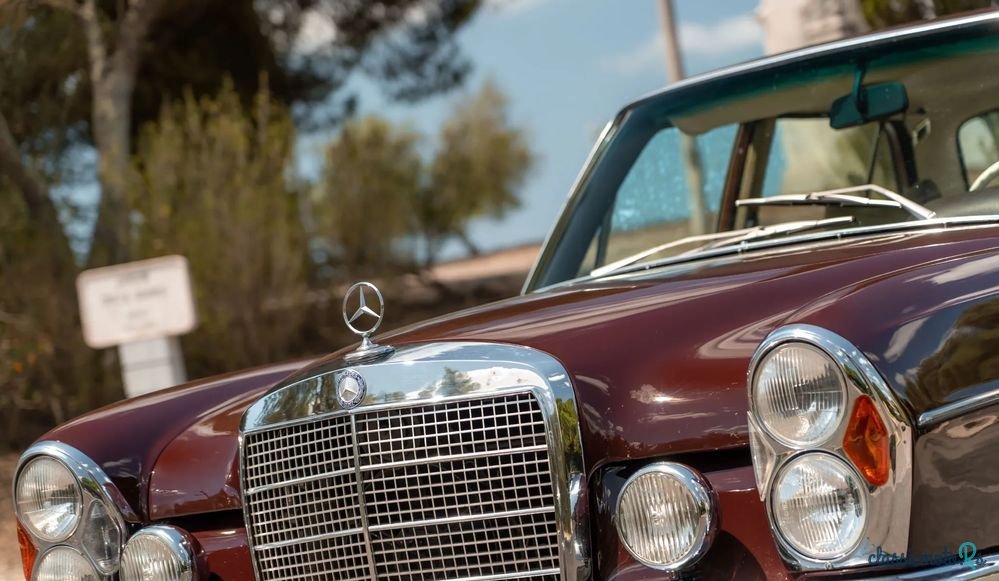 1970' Mercedes-Benz 300 photo #3