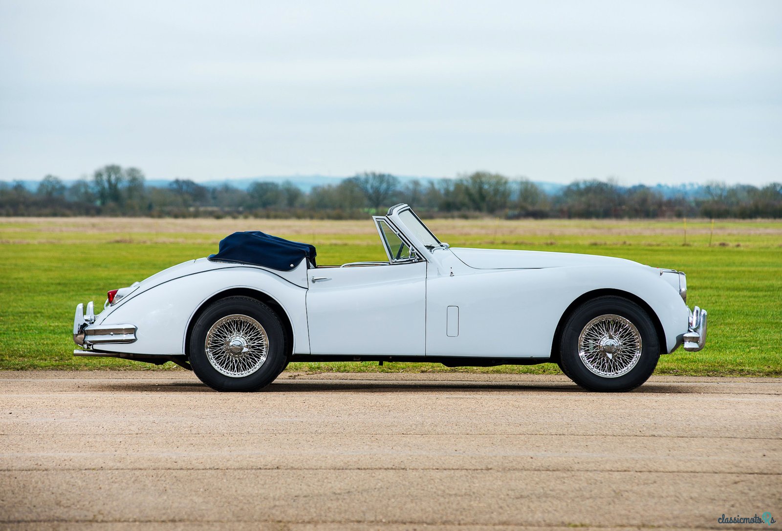 1955' Jaguar Xk140 photo #3