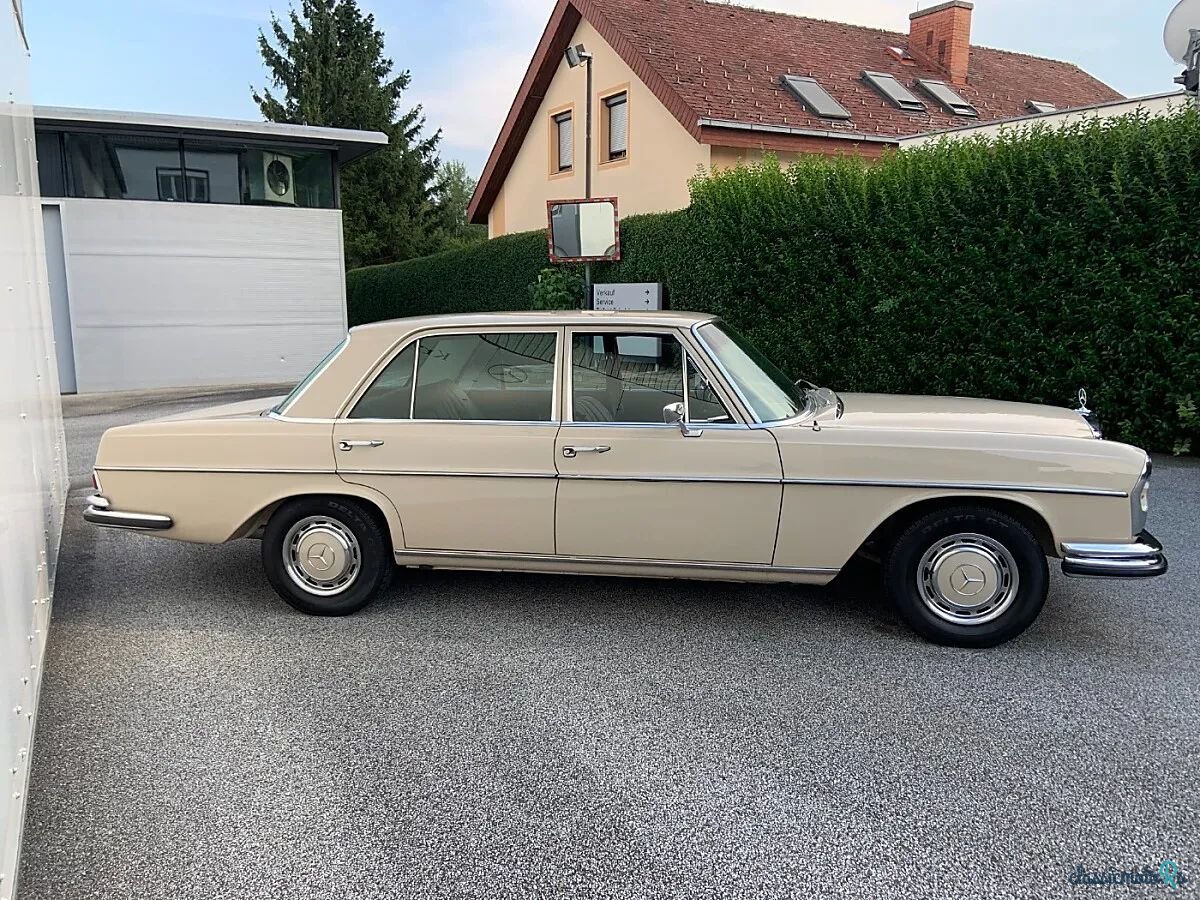 1968' Mercedes-Benz 280 photo #4