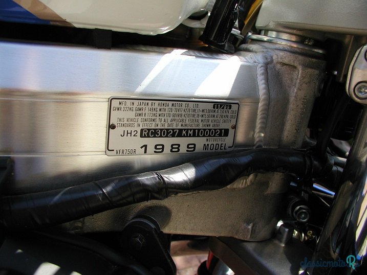 1988' Honda VFR 750R photo #7