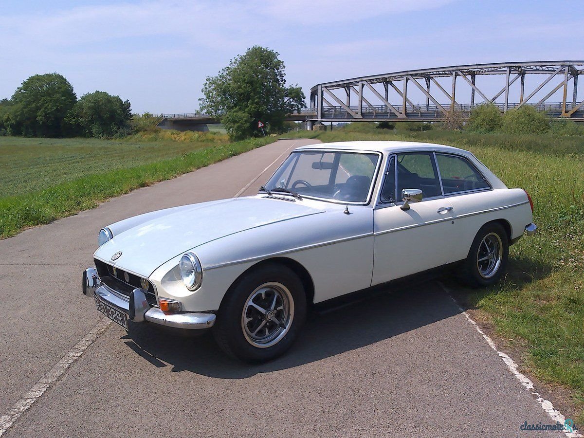 1971' MG MGB photo #1