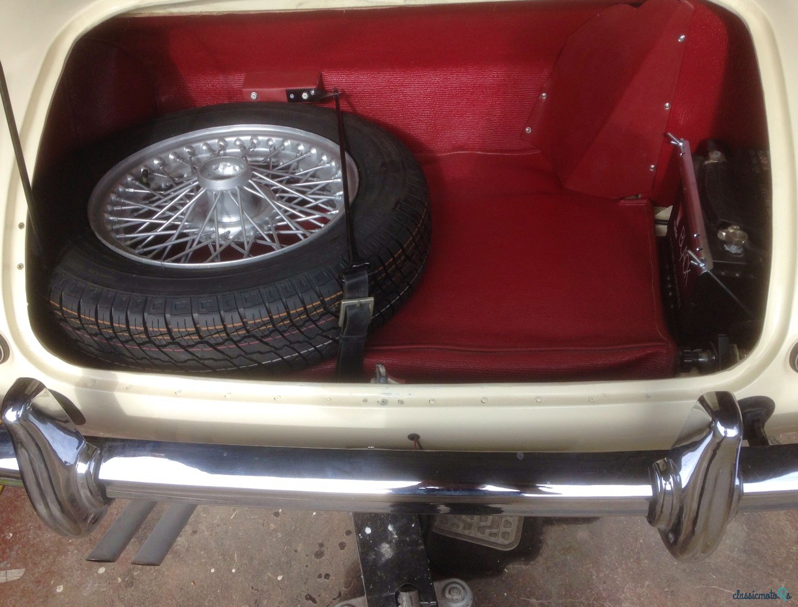 1957' Austin-Healey 100-6 photo #6