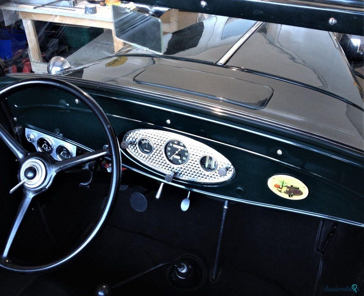 1932' Ford V8 Model 18 photo #3