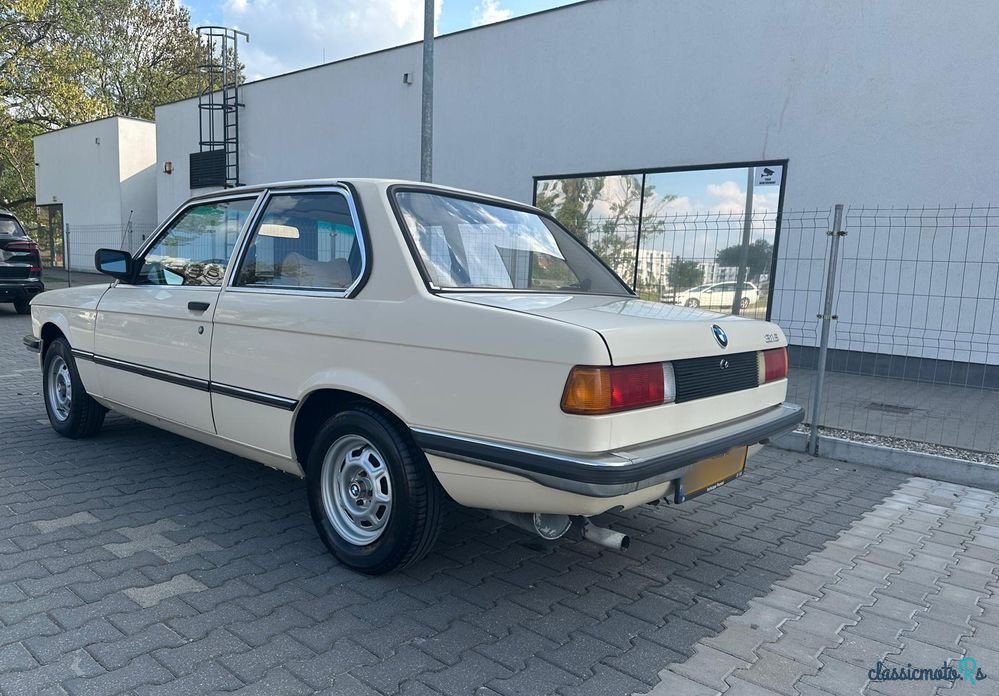 1980' BMW Seria 3 316 photo #5