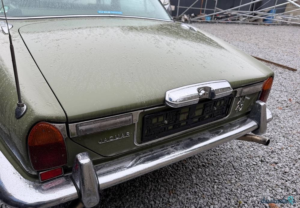1977' Jaguar XJ photo #2
