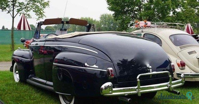 1941' Ford Super Deluxe photo #4