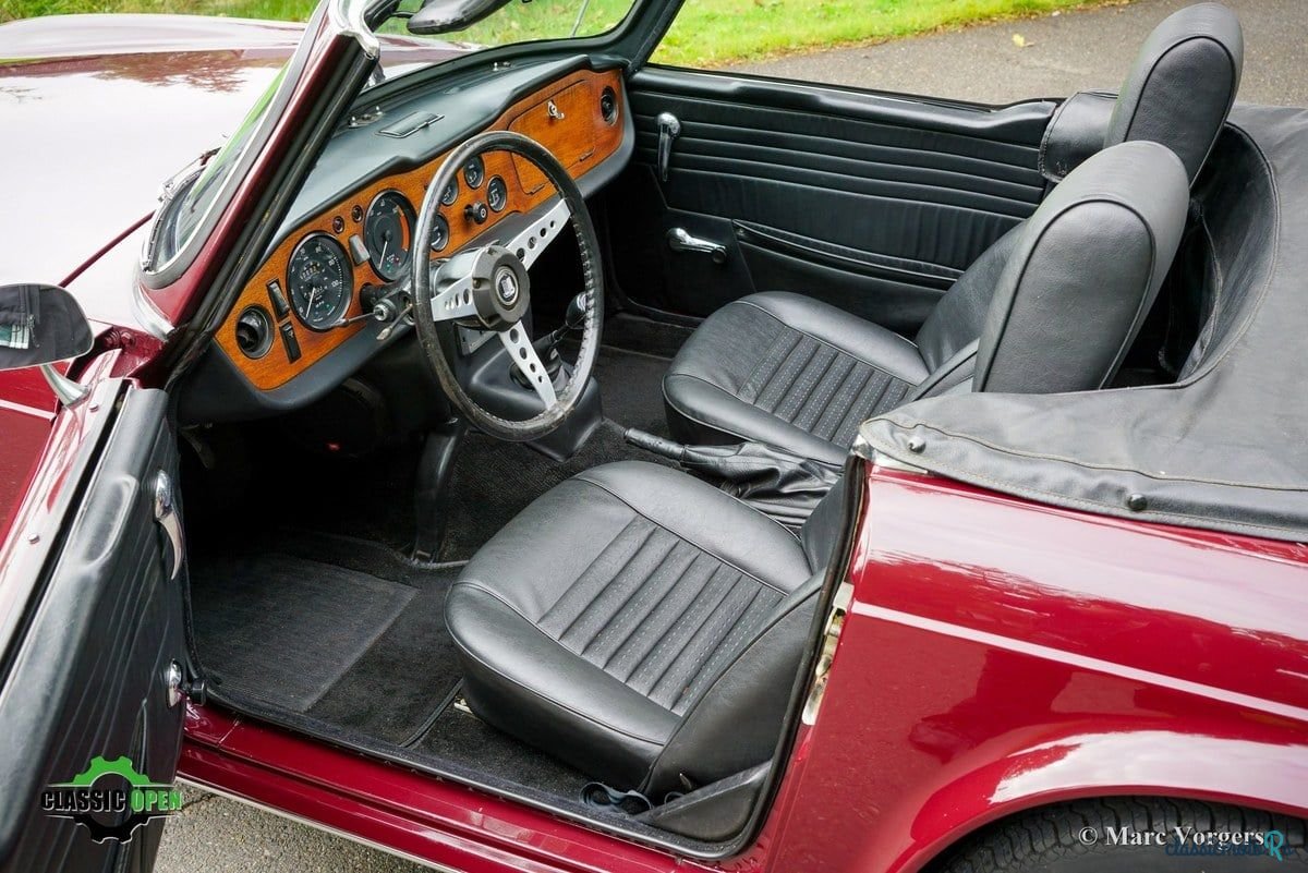 1969' Triumph TR6 photo #5