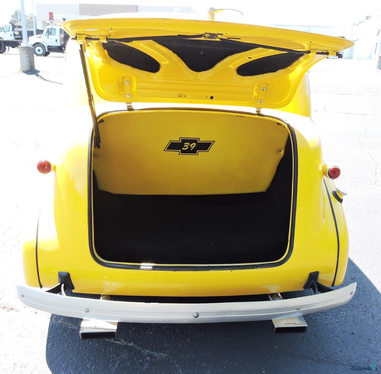 1939' Chevrolet Master Deluxe photo #6