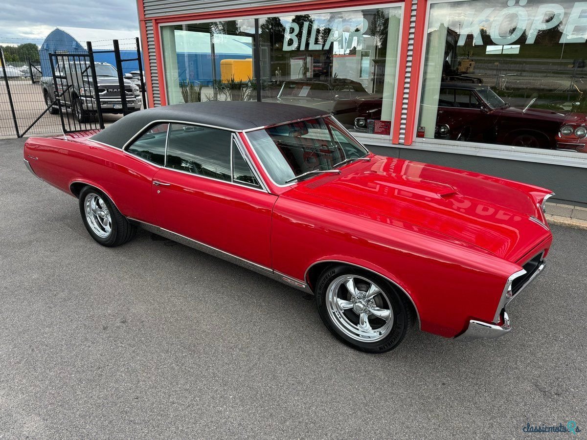1967' Pontiac GTO photo #1