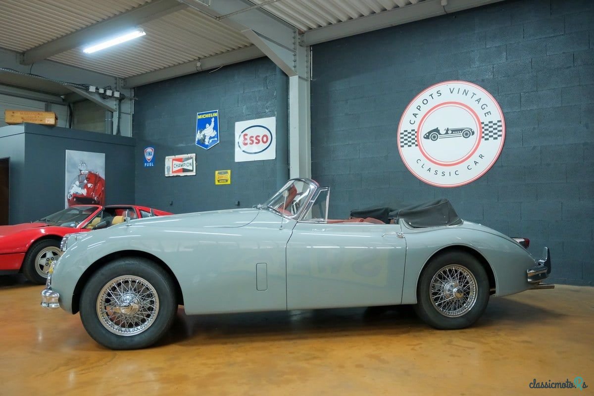 1958' Jaguar Xk150 photo #3