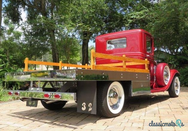 1932' Ford Custom photo #2