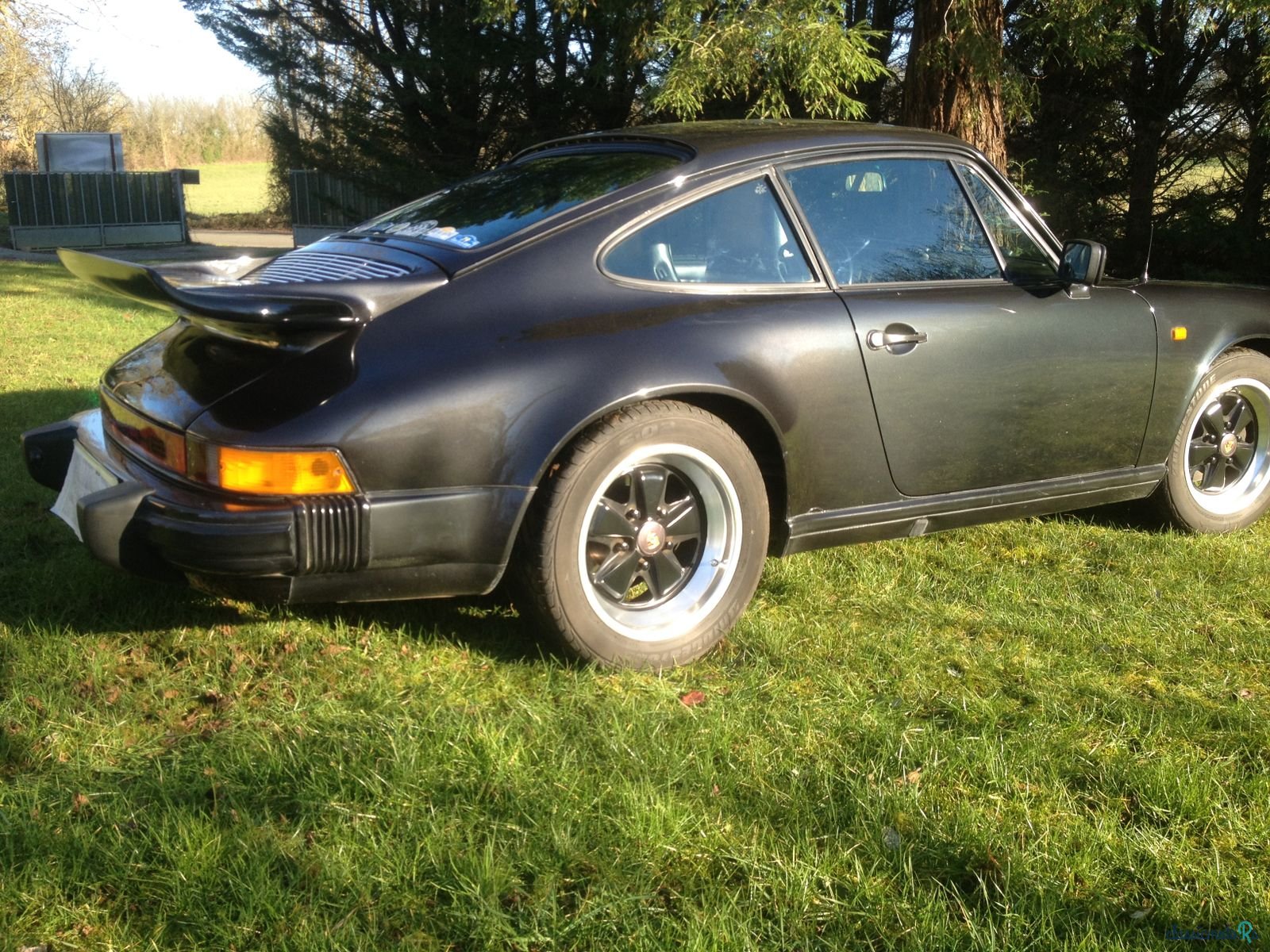 1985' Porsche 911 carrera 3.2L photo #3