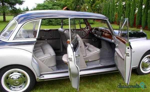 1958' Mercedes-Benz W189 300D photo #3