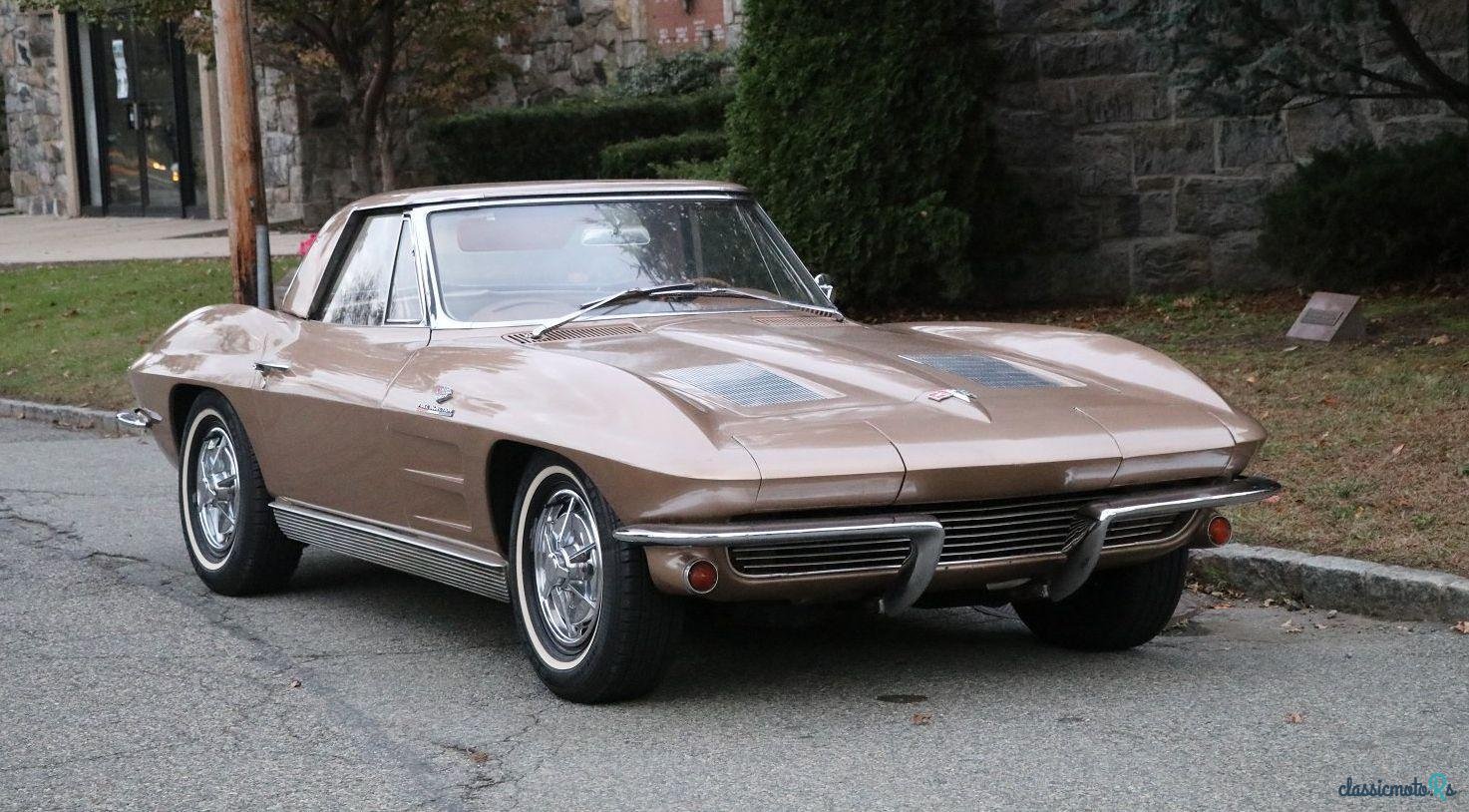 1963' Chevrolet Corvette photo #3