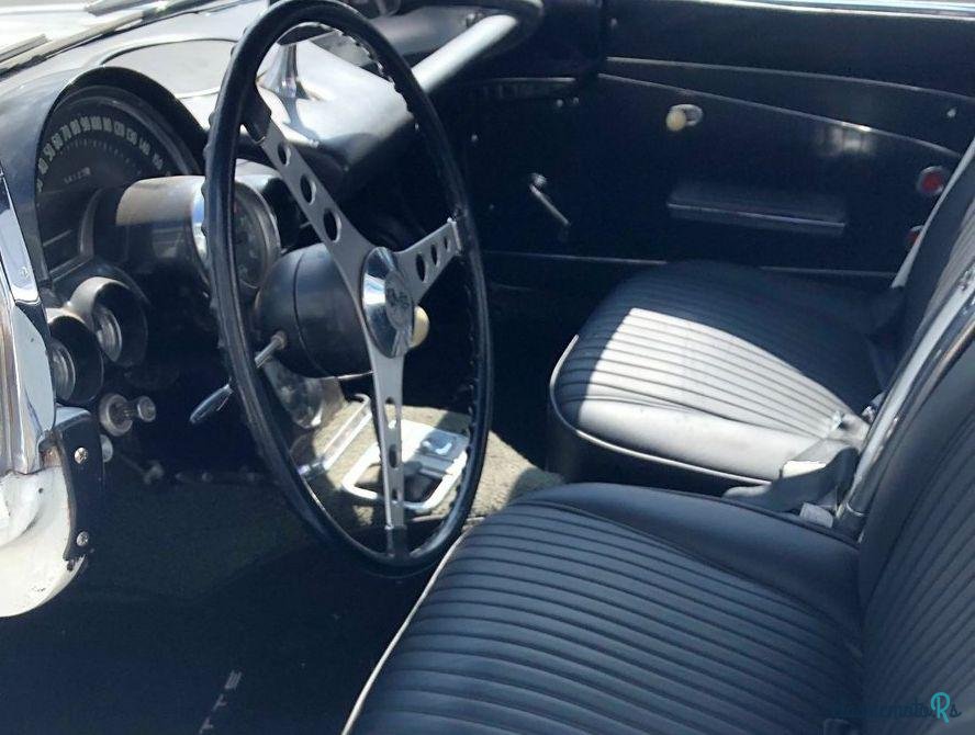 1962' Chevrolet Corvette C1 V8 327Ci photo #2