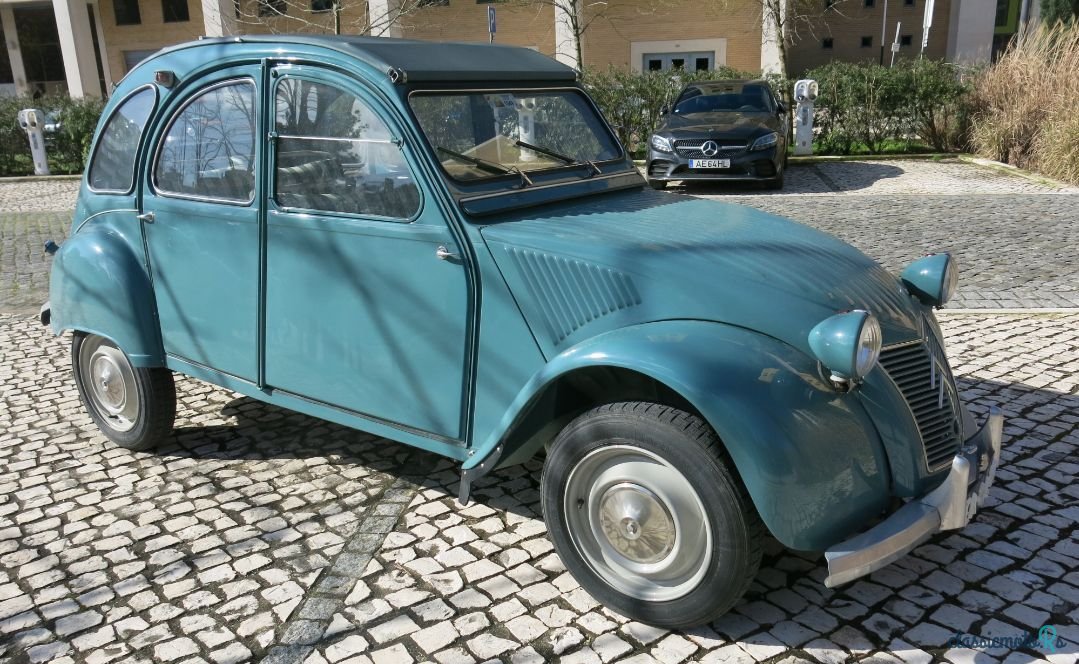 1960' Citroen 2CV photo #6