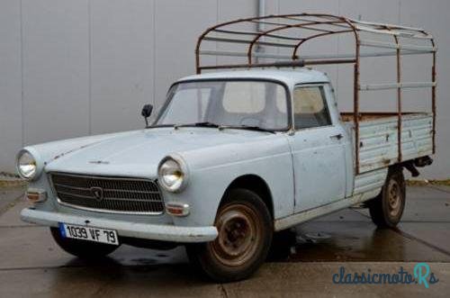 1969' Peugeot 404 Pick-Up photo #4