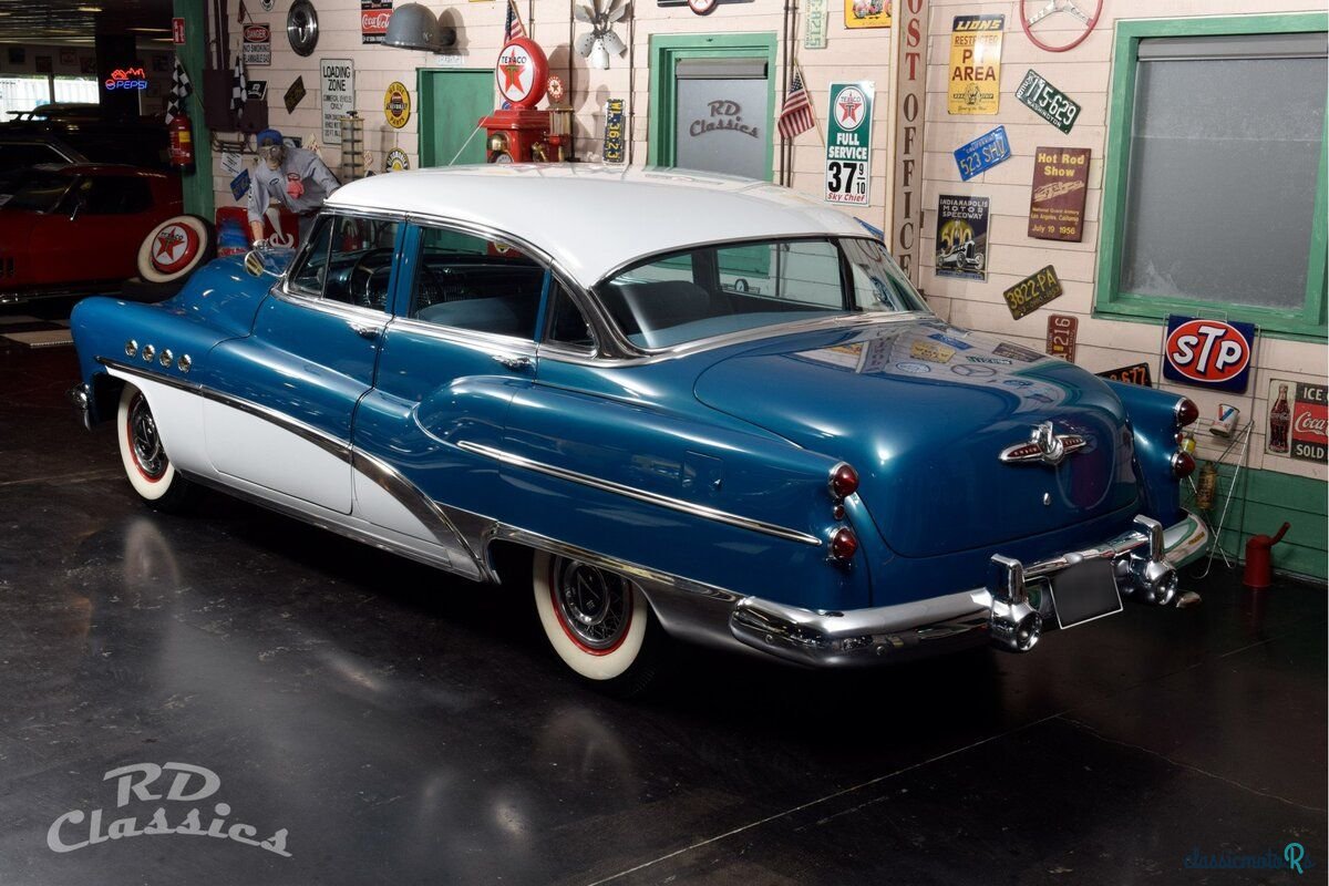 1953' Buick Roadmaster photo #2