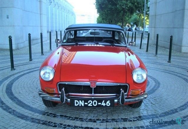 1973' MG MGB photo #4