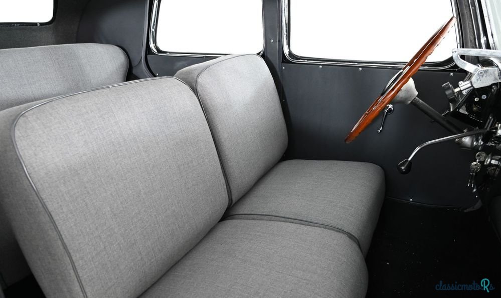 1951' Citroen 11 photo #4