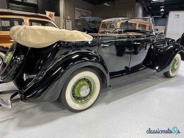 1935' Ford Deluxe photo #6