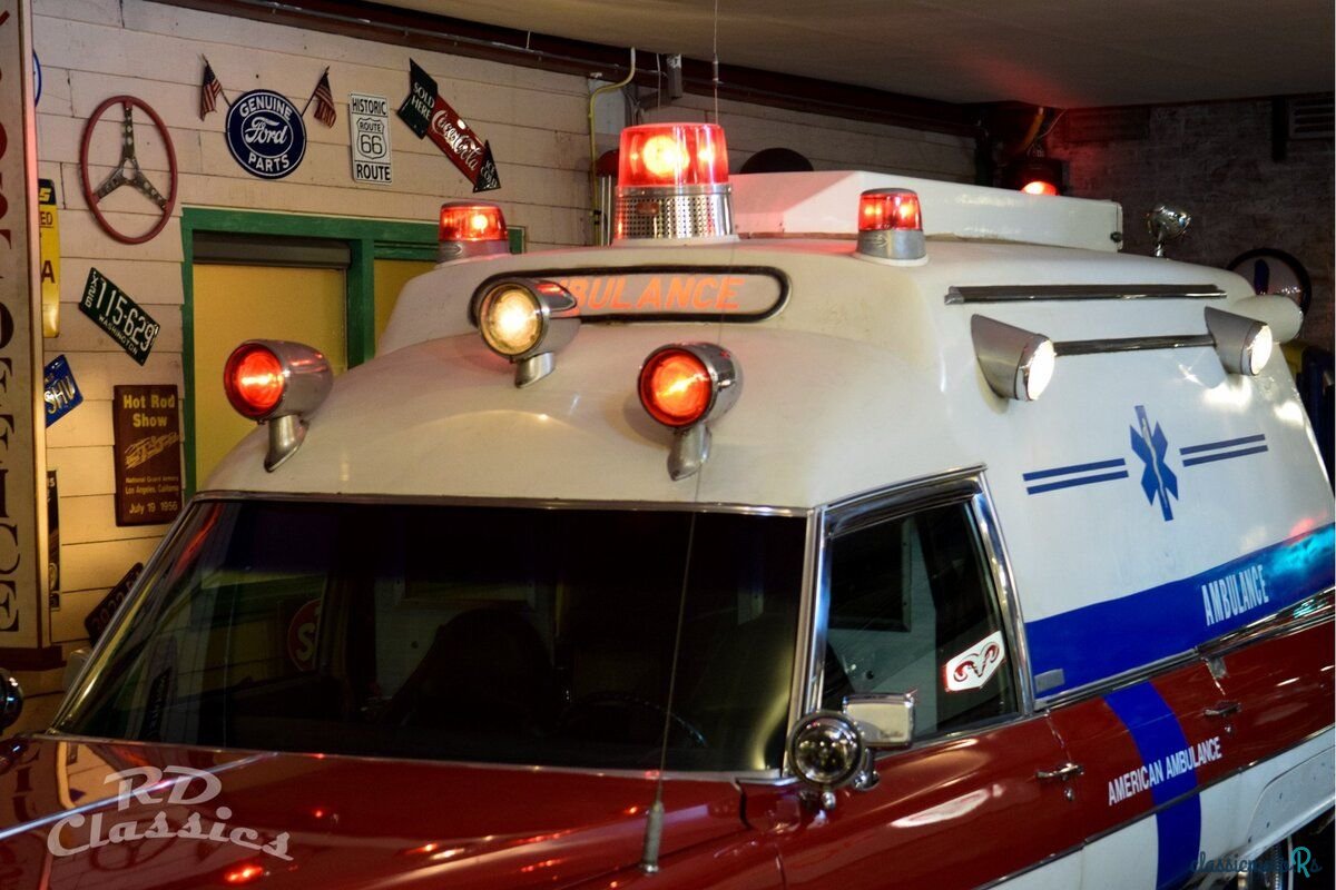 1975' Cadillac Fleetwood photo #6