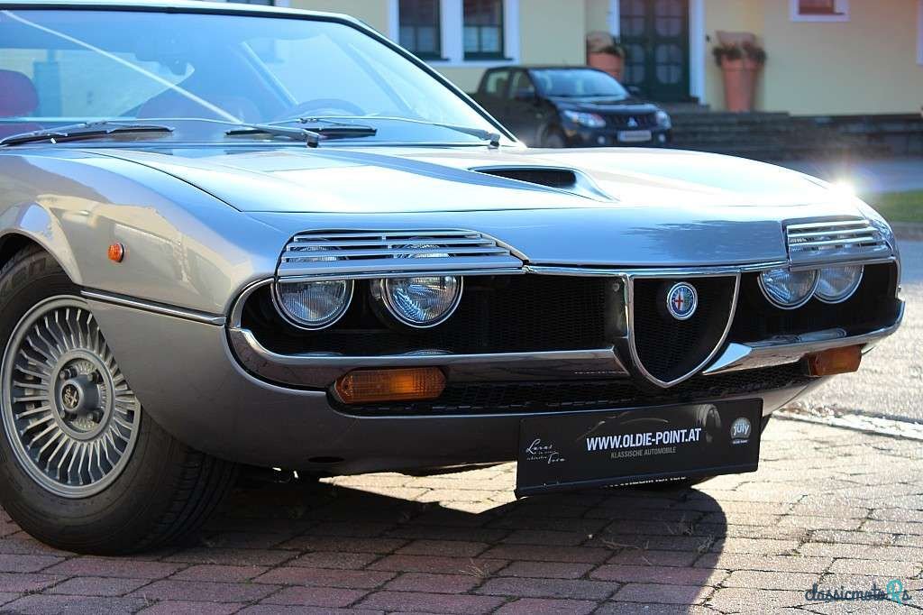 1976' Alfa Romeo Montreal photo #2