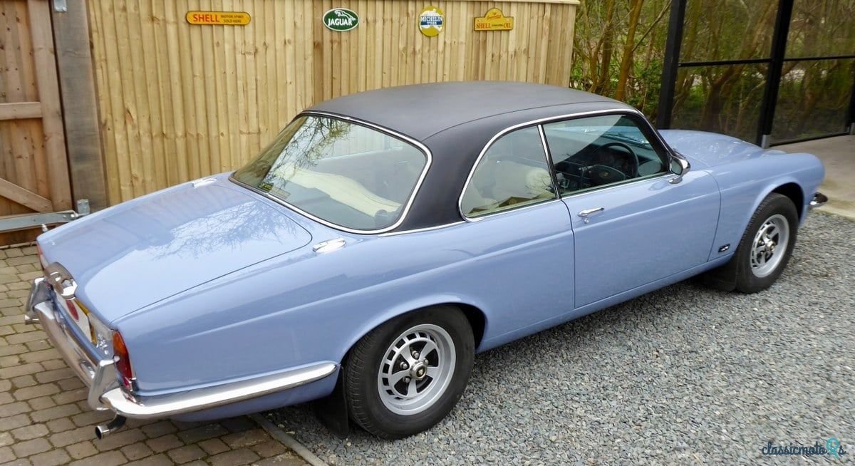 1975' Jaguar X-Type photo #6