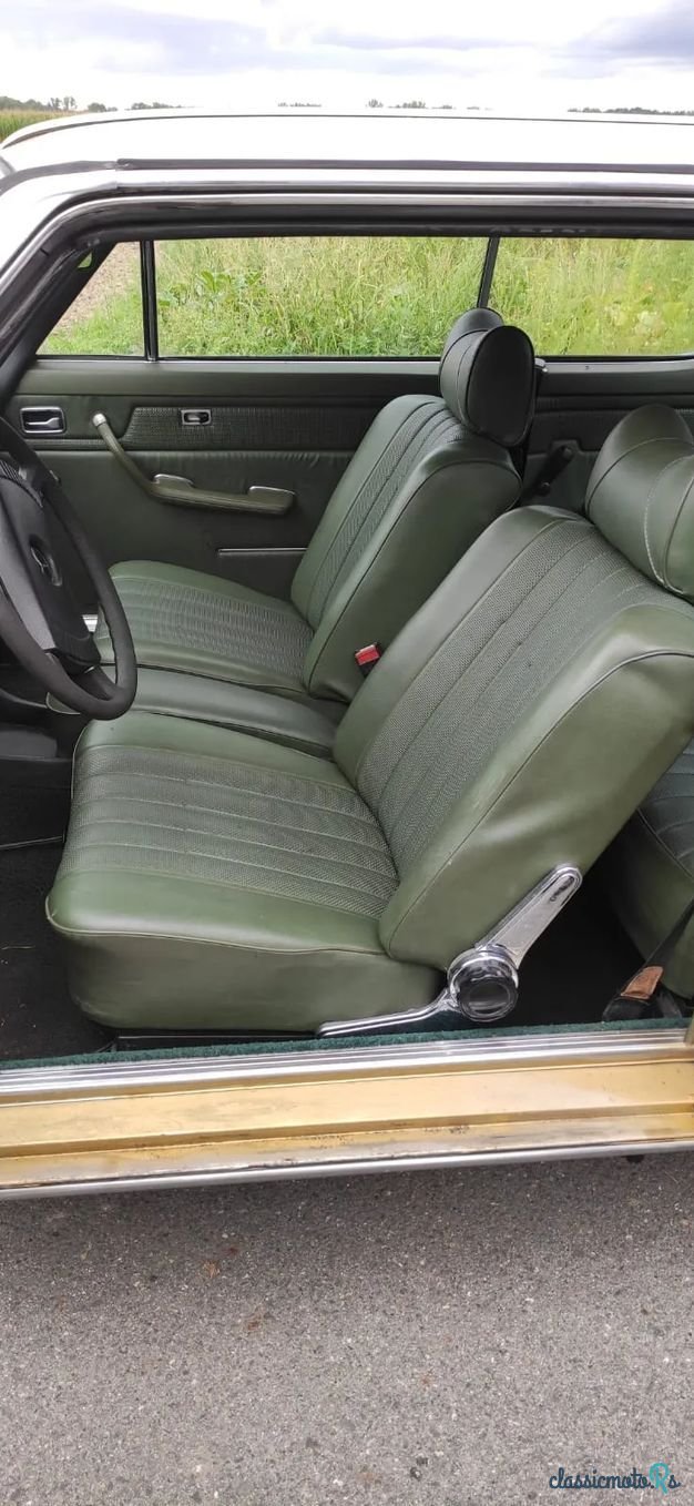 1974' Mercedes-Benz W114 250 photo #4