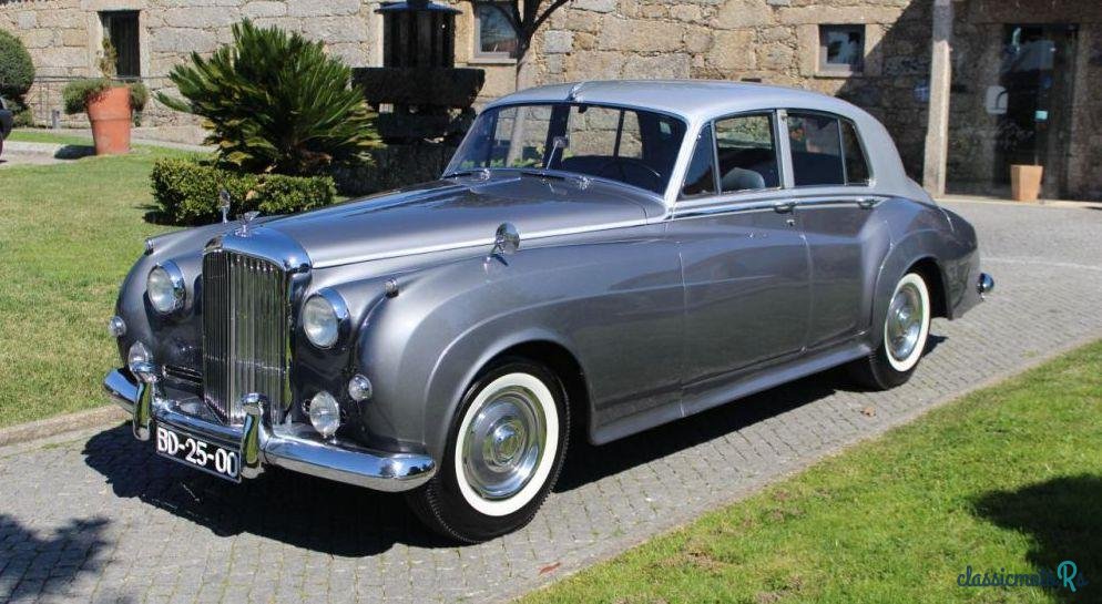 1957' Bentley S1 Luxury Sedan photo #2