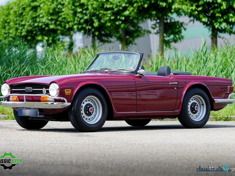 1970' Triumph TR6 photo #1