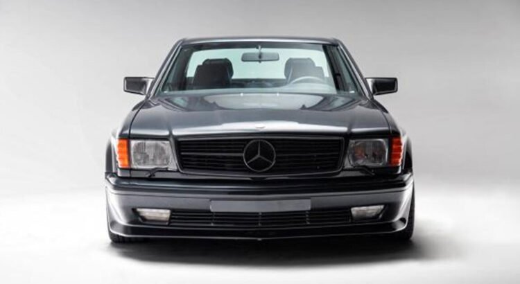 Cette Mercedes des années 1980 a eu un succès fou aux enchères !