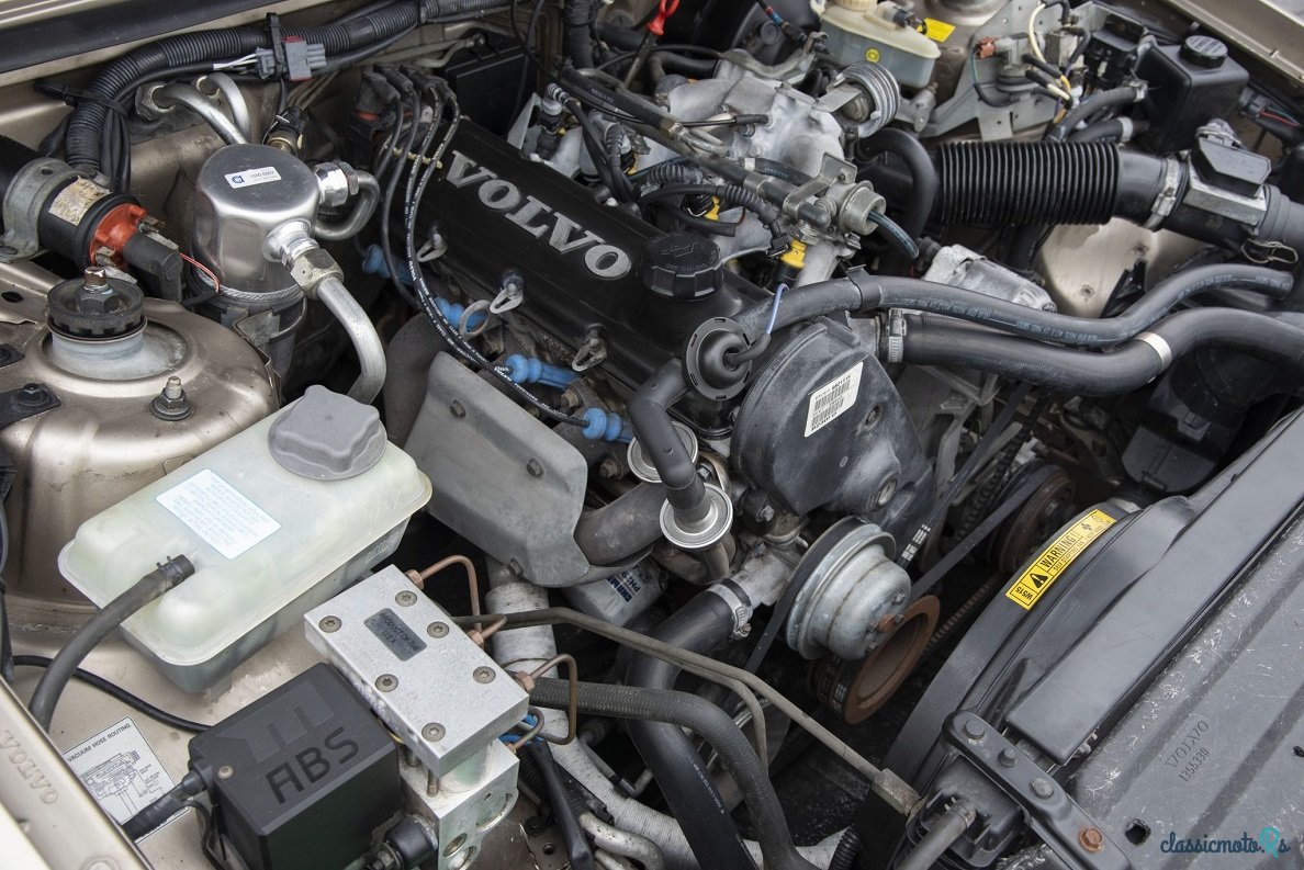 1995' Volvo 940 photo #6