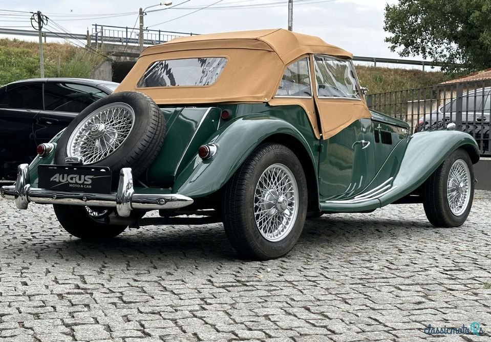 1954' MG TF photo #3