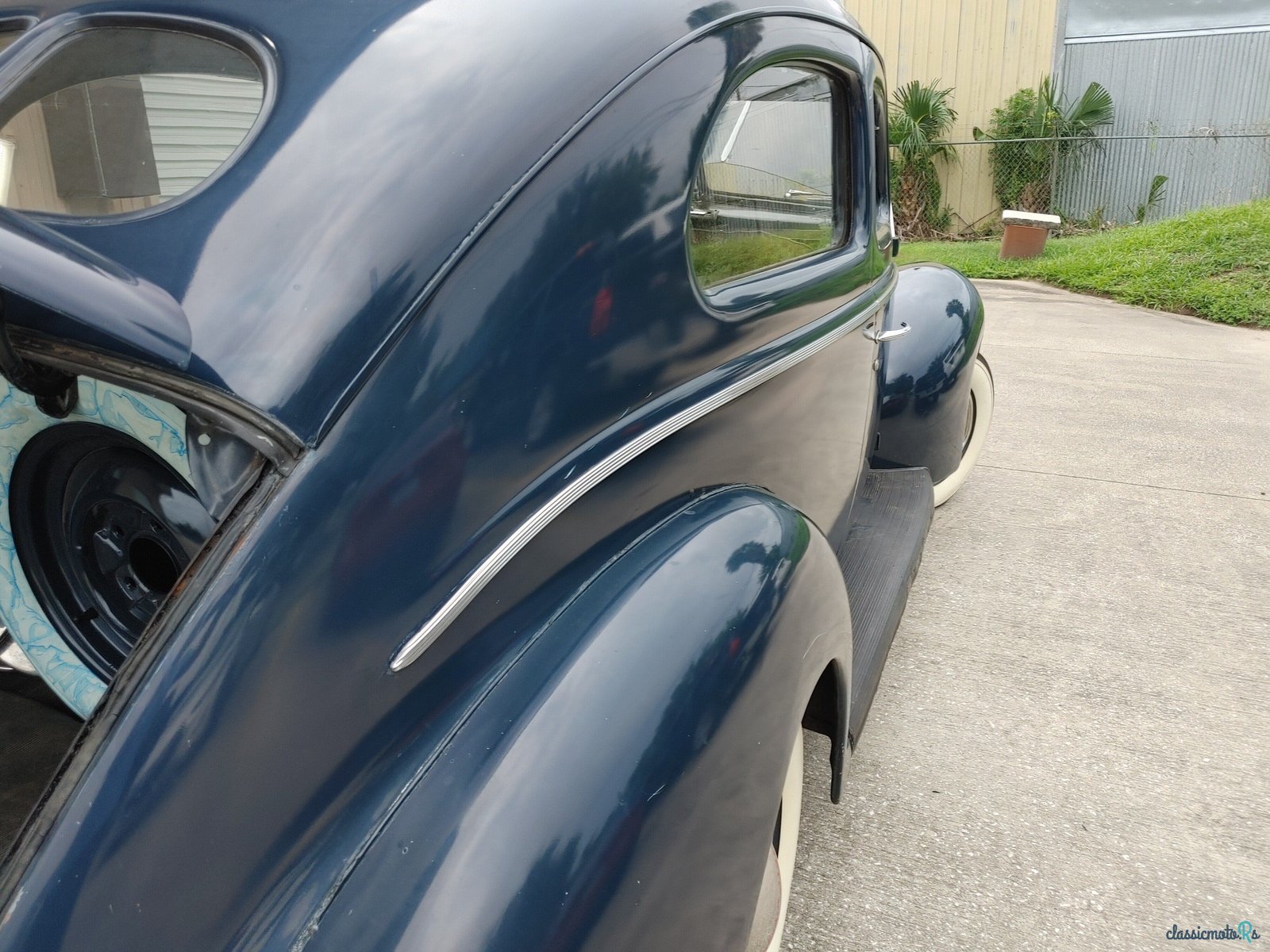 1940' Ford Deluxe photo #6