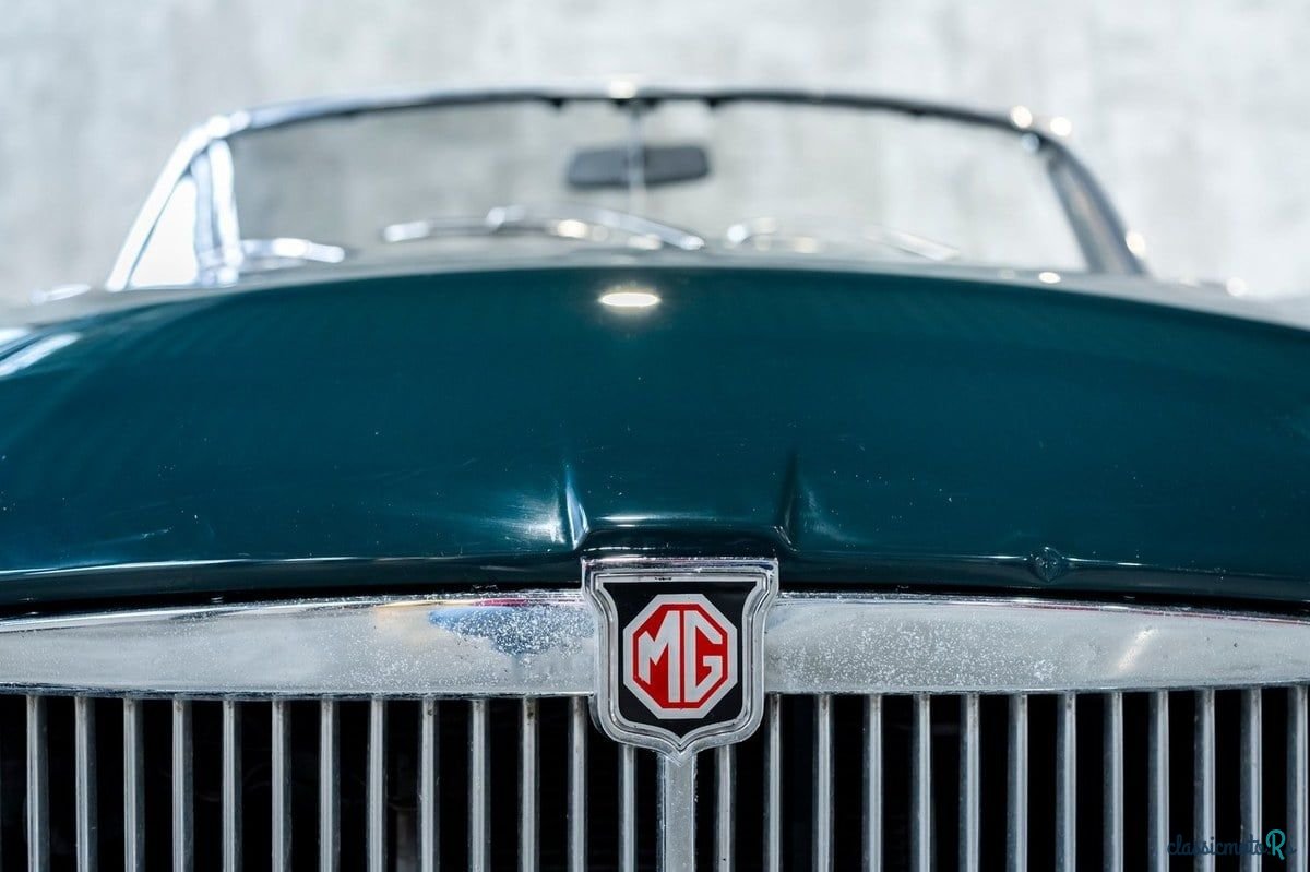 1969' MG MGB photo #6