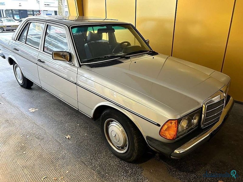 1980' Mercedes-Benz E-Klasse photo #1