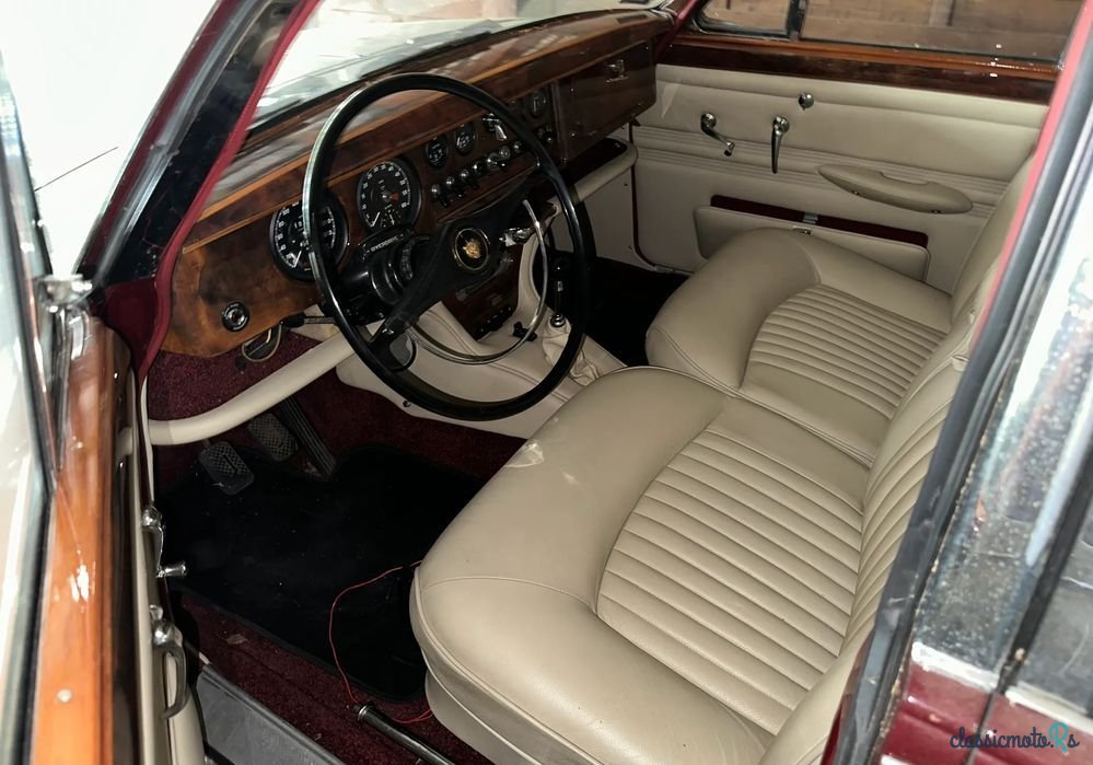 1966' Jaguar Mk II photo #5