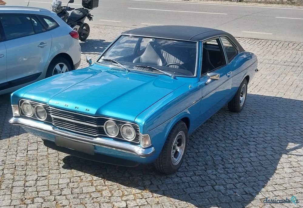 1973' Ford Cortina photo #1