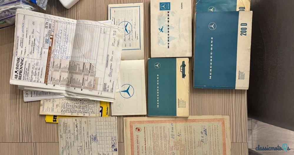 1967' Mercedes-Benz 200D photo #6