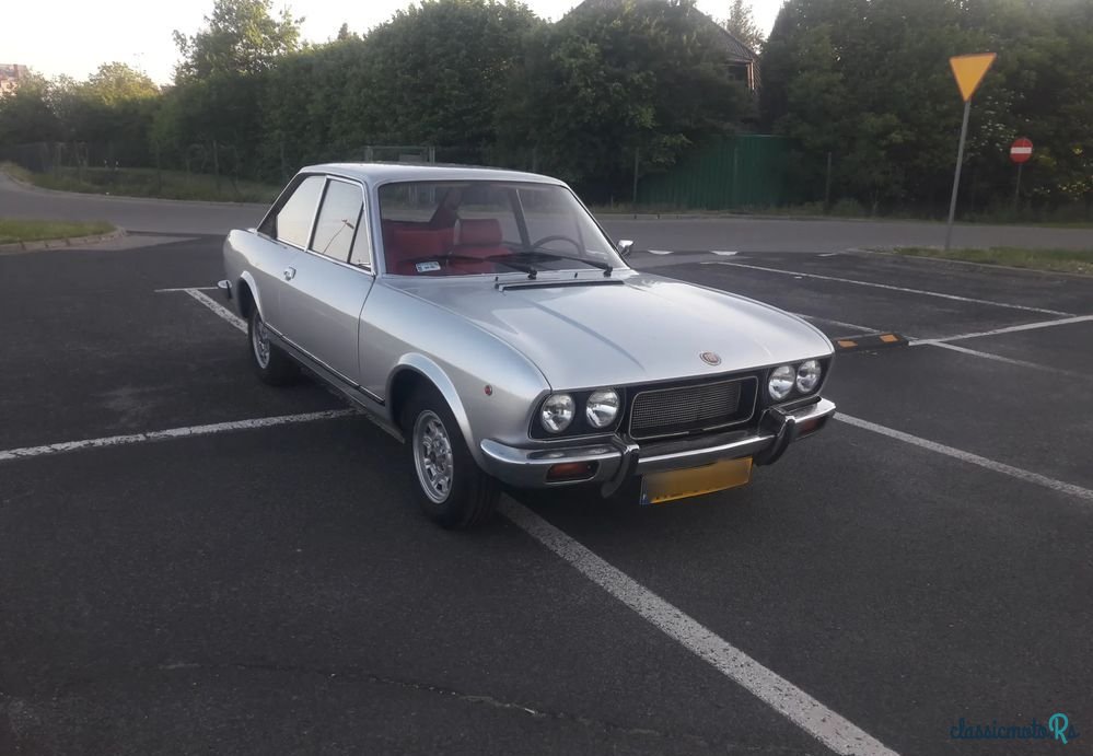 1975' Fiat 124 photo #3