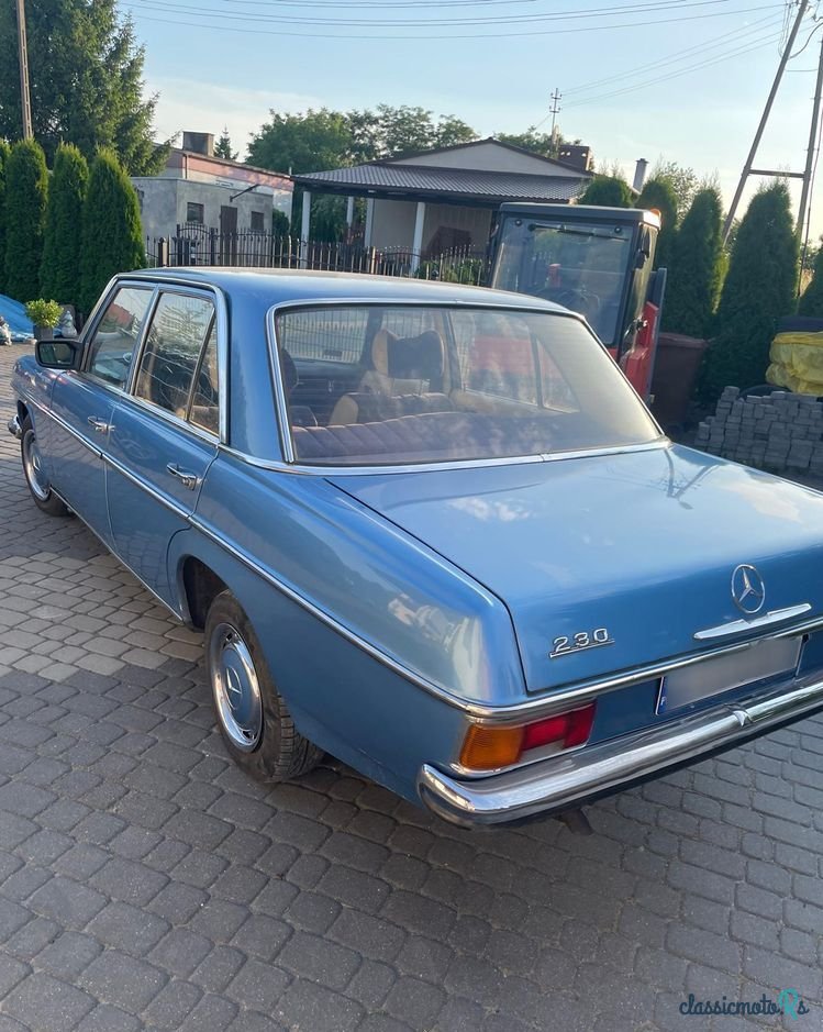 1976' Mercedes-Benz Klasa E photo #4