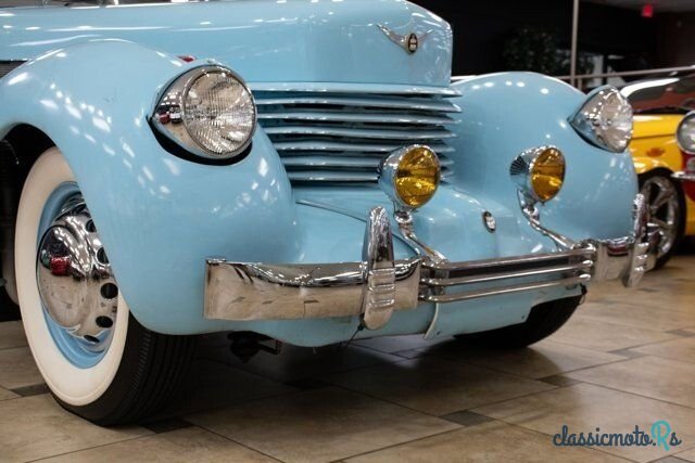 1937' Cord 812 photo #3