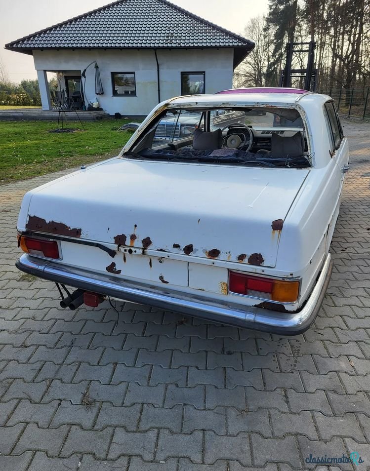 1969' Mercedes-Benz 250CE photo #1