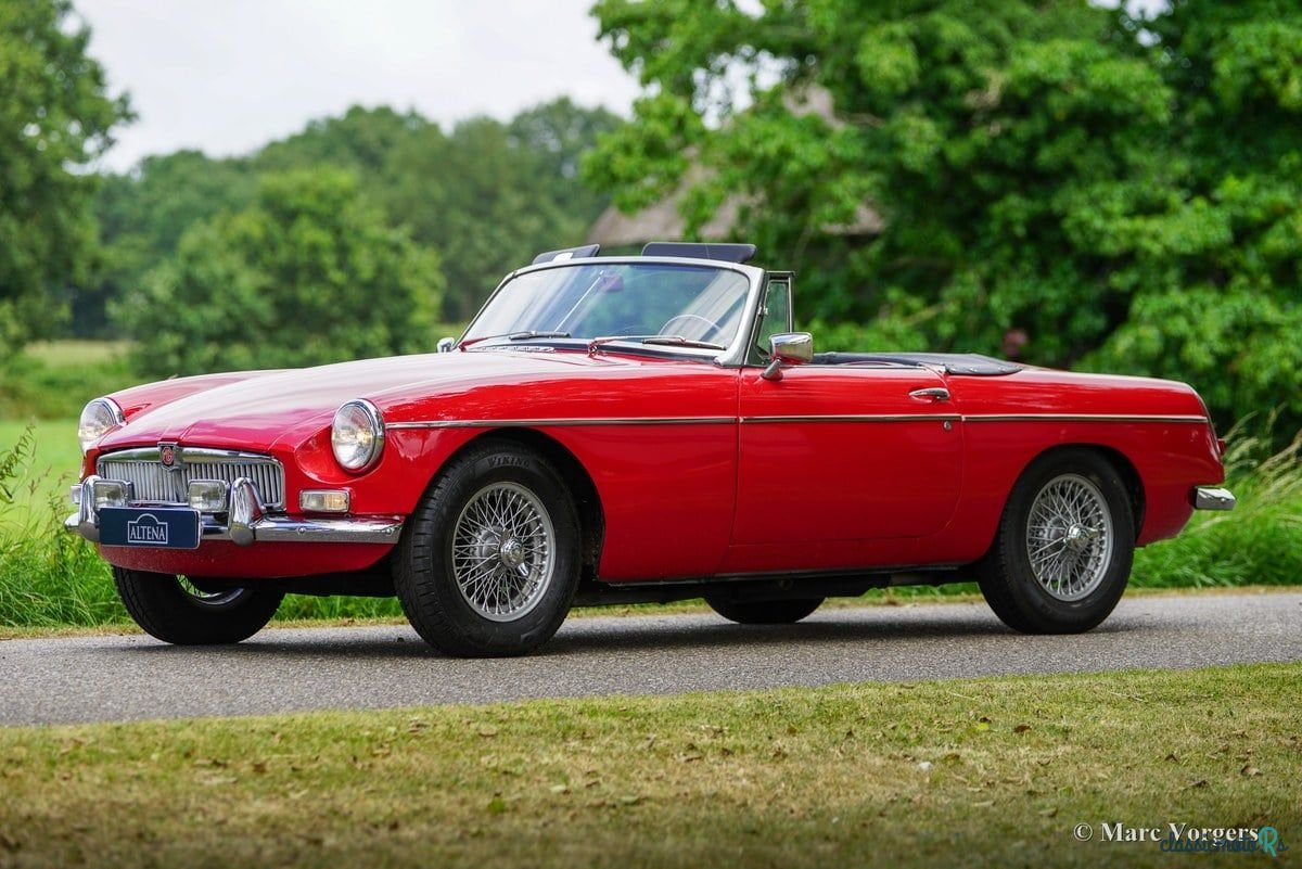 1964' MG MGB photo #1
