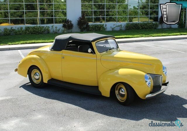 1940' Ford Custom photo #5