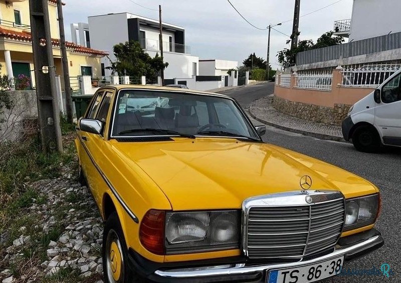 1978' Mercedes-Benz 200 photo #6