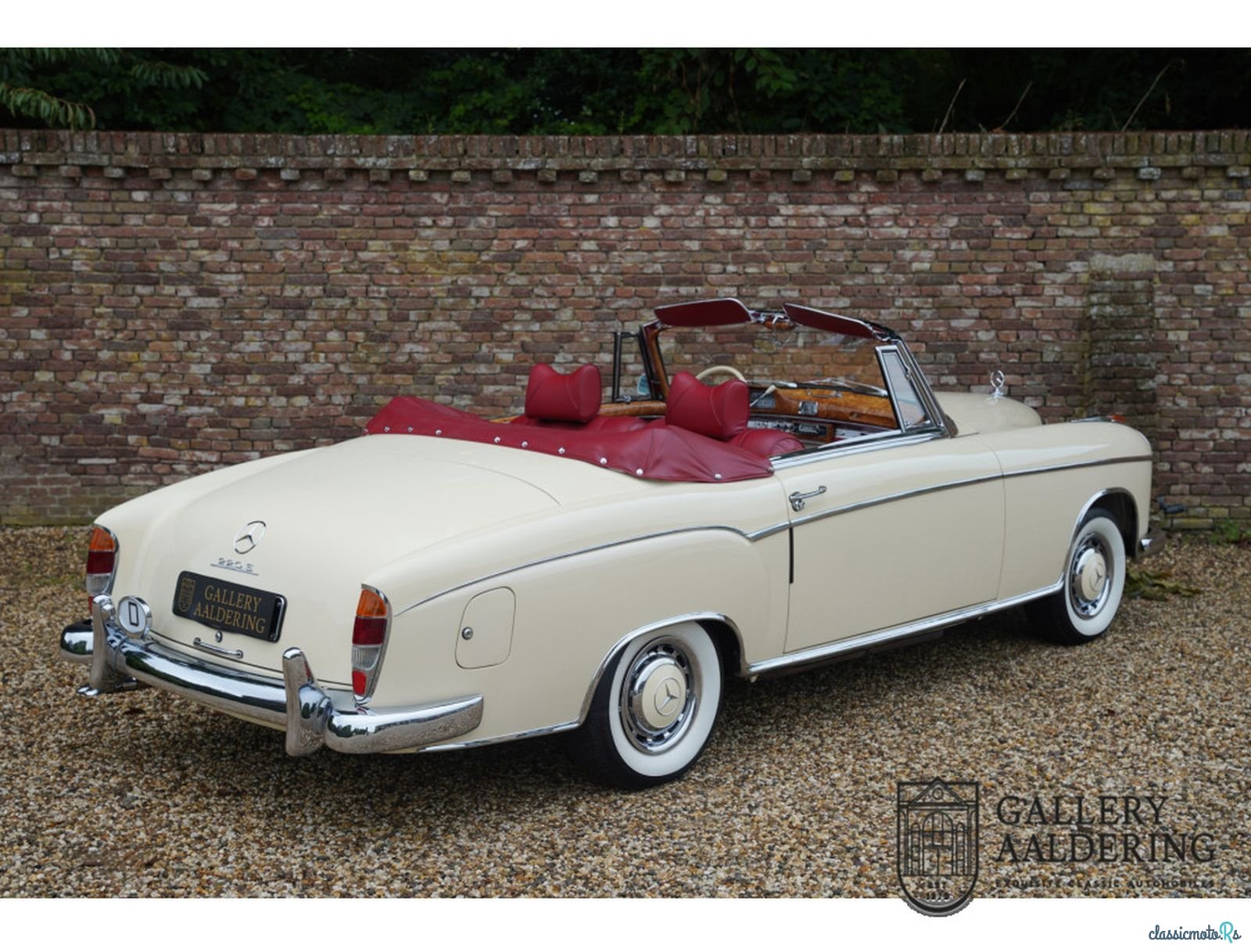 1957' Mercedes-Benz 220S photo #6